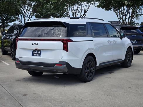 New 2026 Kia Carnival SX Prestige FWD image 4