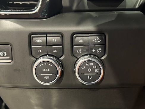 Used 2025 GMC Sierra 2500 Denali Ultimate AWD/4WD image 15