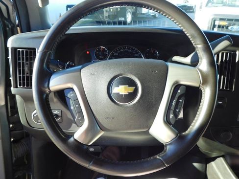 Used 2017 Chevrolet Express 3500 LT w/ LT Preferred Equipment Group image 15