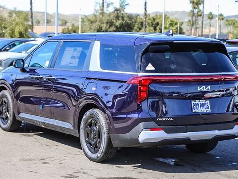 New 2026 Kia Carnival LX FWD image 6