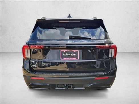 New 2026 Ford Explorer ST-Line RWD image 8