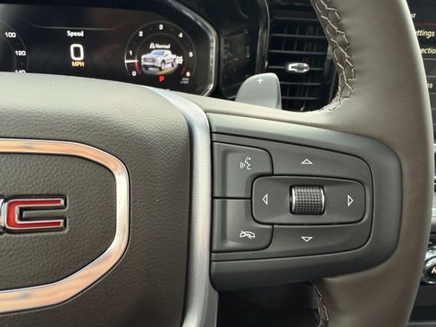 New 2026 GMC Sierra 1500 SLT w/ SLT Premium Package AWD/4WD image 29