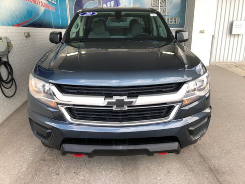 Used 2020 Chevrolet Colorado W/T w/ WT Convenience Package AWD/4WD image 2