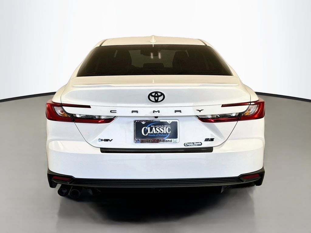 Used 2025 Toyota Camry SE w/ Convenience Package FWD image 6