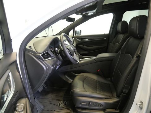 Used 2024 Buick Enclave Avenir w/ Avenir Technology Package AWD/4WD image 15