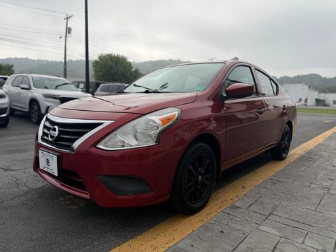 Used 2019 Nissan Versa S Plus FWD image 4
