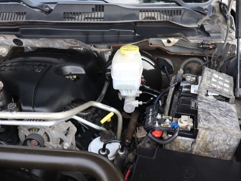 Used 2018 RAM 2500 SLT w/ Protection Group AWD/4WD image 39