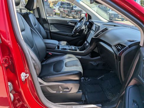 Used 2022 Ford Edge Titanium AWD/4WD image 29
