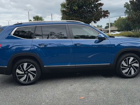 New 2026 Volkswagen Atlas SEL image 9