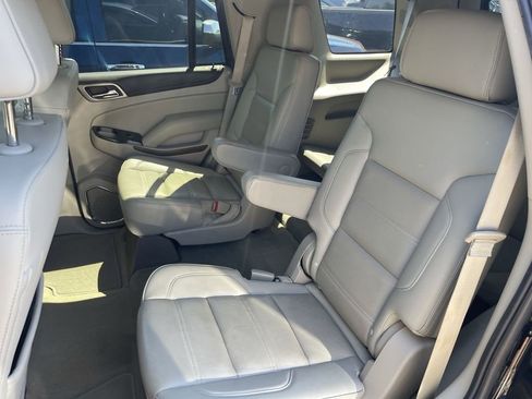 Used 2018 GMC Yukon Denali w/ Open Road Package AWD/4WD image 10