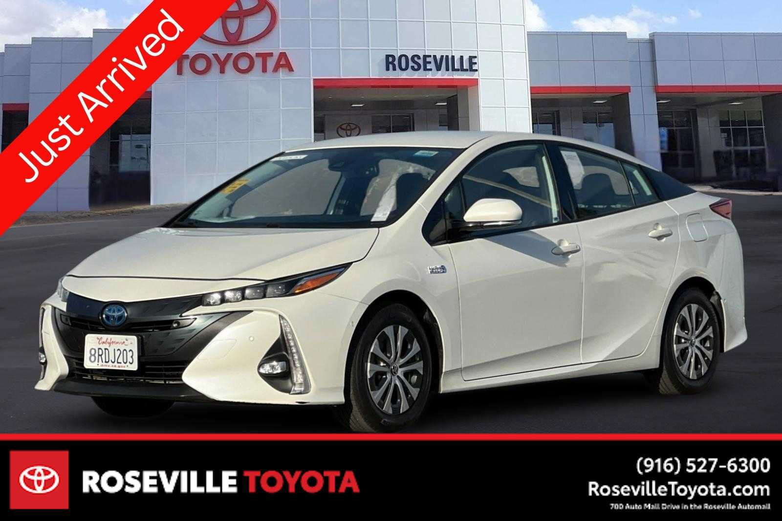 Used 2020 Toyota Prius Prime Limited w/ Carpet Mat Package FWD image 1