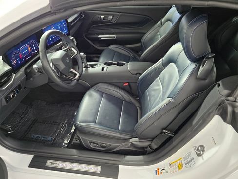 Certified 2025 Ford Mustang GT Premium RWD image 16