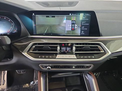Used 2023 BMW X6 M50i w/ Parking Assistance Package image 20