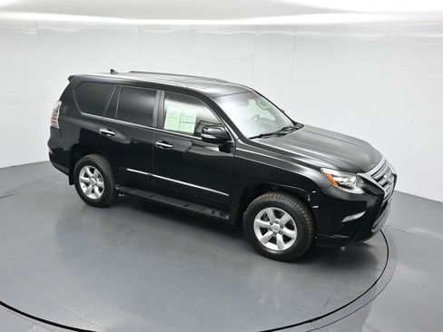 Used 2017 Lexus GX 460 w/ Navigation Package image 45