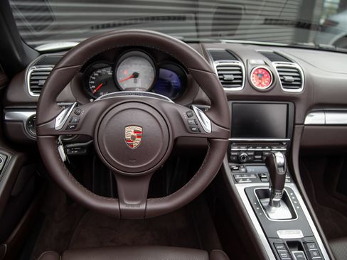Used 2013 Porsche Boxster S RWD image 11