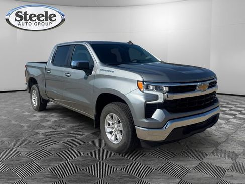 Used 2025 Chevrolet Silverado 1500 LT RWD image 7