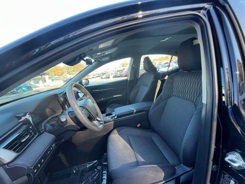 Used 2025 Toyota Camry LE image 22