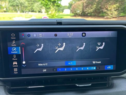 Used 2025 Jeep Wrangler Unlimited Sport AWD/4WD image 27