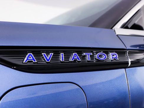 Used 2020 Lincoln Aviator Grand Touring w/ Equipment Group 302A image 7