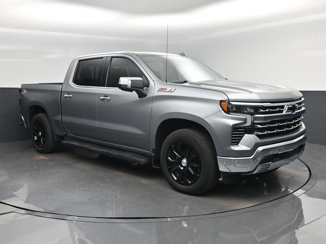 Used 2023 Chevrolet Silverado 1500 LTZ w/ Technology Package AWD/4WD image 1