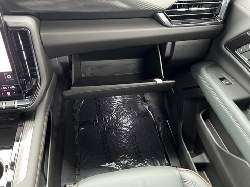 New 2026 GMC Yukon AT4 image 39