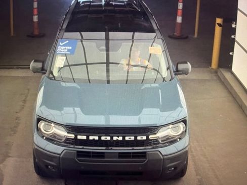 Used 2025 Ford Bronco Sport Outer Banks w/ Outer Banks Tech Package+ AWD/4WD image 19