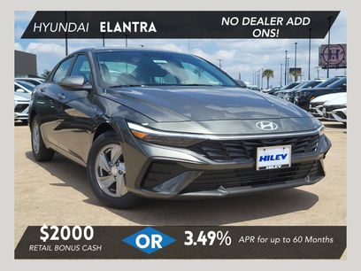New 2026 Hyundai Elantra SE