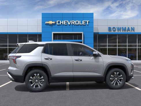 New 2026 Chevrolet Equinox LT w/ Safety and Technology Package image 5