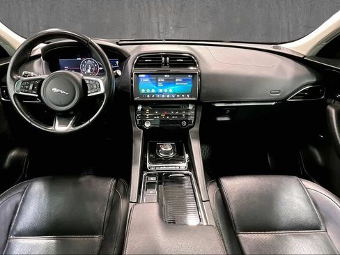 Used 2020 Jaguar F-PACE Prestige AWD/4WD image 7