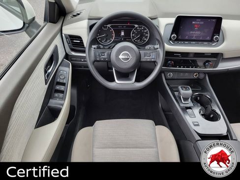 Used 2023 Nissan Rogue SV image 19