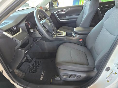 Used 2024 Toyota RAV4 XLE w/ Convenience Package AWD/4WD image 22