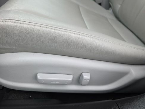 Used 2017 Acura ILX image 11