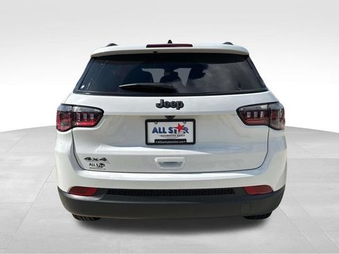 New 2026 Jeep Compass Latitude AWD/4WD image 7