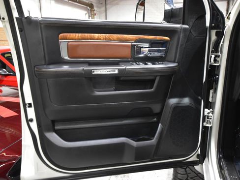 Used 2017 RAM 2500 Longhorn AWD/4WD image 16