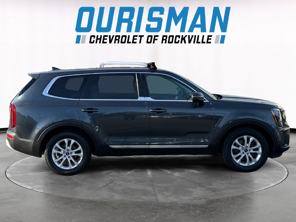 Used 2020 Kia Telluride LX FWD image 7