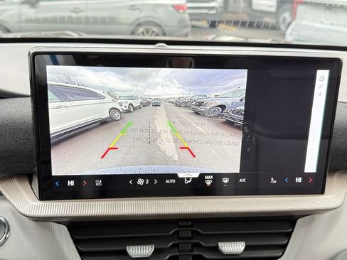 Used 2026 Ford Explorer Active w/ Active Comfort Package image 19