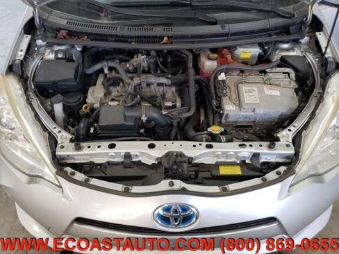 Used 2014 Toyota Prius C Three image 6