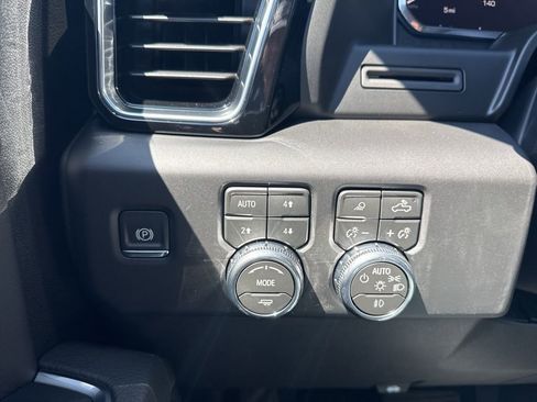 New 2026 GMC Sierra 1500 Denali AWD/4WD image 25