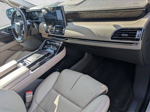 Used 2023 Lincoln Navigator Reserve RWD image 24