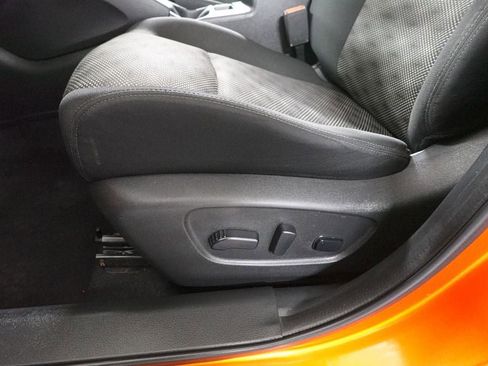 Used 2021 Nissan Rogue Sport SV image 11