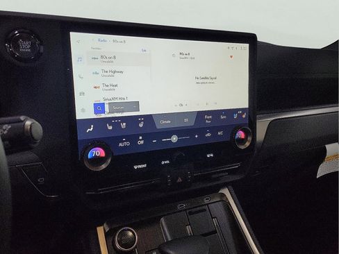 Used 2025 Lexus GX 550 w/ Cold Area Package image 17