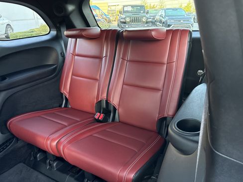 Used 2018 Dodge Durango SRT w/ Technology Group AWD/4WD image 35