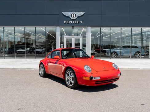 Used 1995 Porsche 911 Carrera RWD image 17