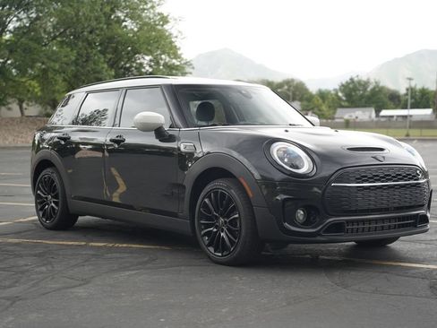 Certified 2024 MINI Cooper Clubman S AWD/4WD image 7