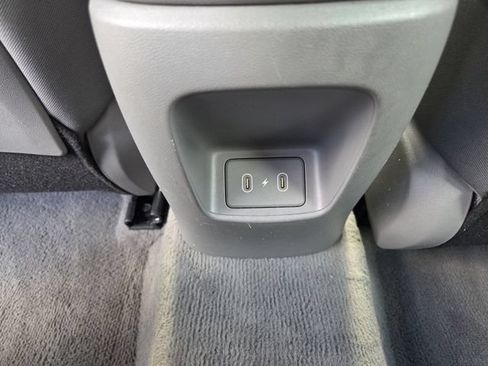 Used 2025 Hyundai Elantra SEL FWD image 14