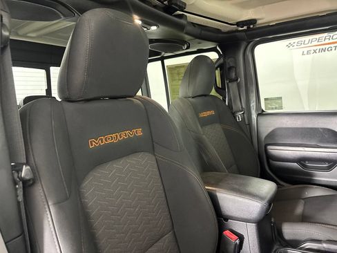 Used 2021 Jeep Gladiator Mojave AWD/4WD image 28