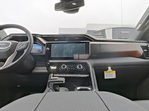 New 2026 GMC Sierra 1500 Denali AWD/4WD image 25