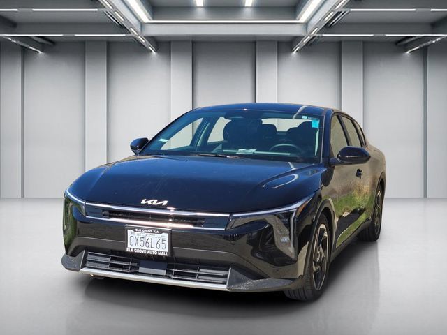 Certified 2025 Kia K4 EX FWD image 3