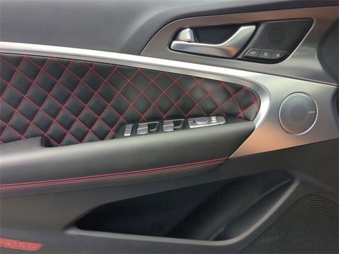 Used 2024 Genesis G70 3.3T Advanced w/ Sport Prestige Package image 33