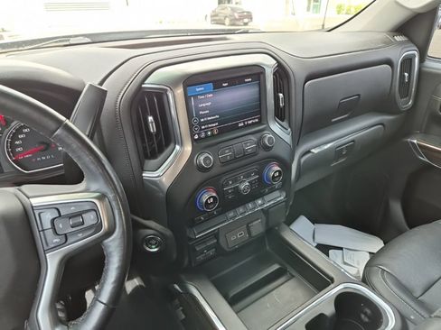 Used 2021 Chevrolet Silverado 1500 RST w/ Bed Protection Package AWD/4WD image 12